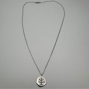 Sterling Silver Tree of Life Necklace 17” Chain .5” Pendant